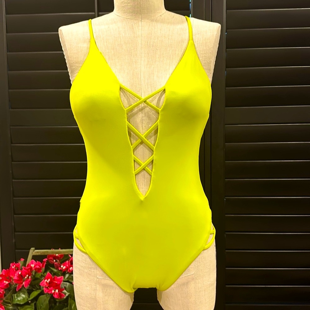 Isabella Rose swimsuit